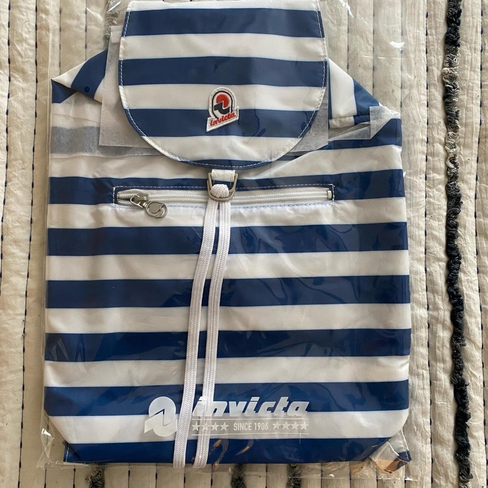 Invicta Mini Stripped Minisac Backpack